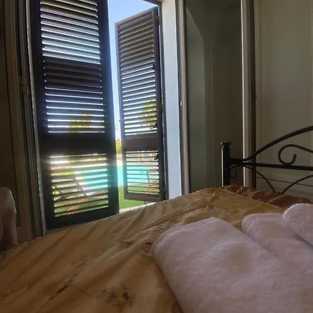 בית נופש Relais Nonna Rosa Rosolini סירקוזה